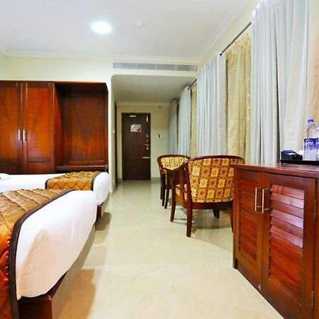 Hotel White City North Paravur Dış mekan fotoğraf
