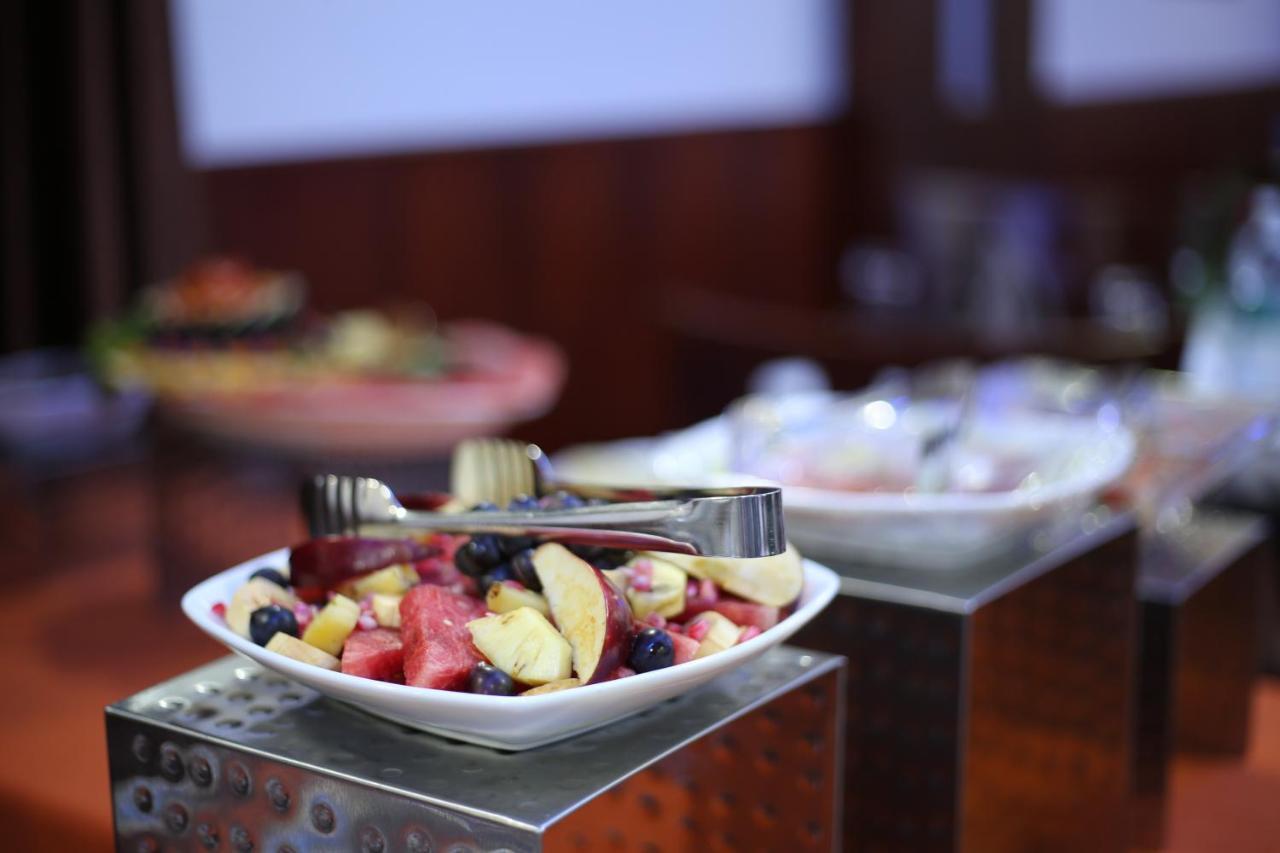Hotel White City North Paravur Dış mekan fotoğraf