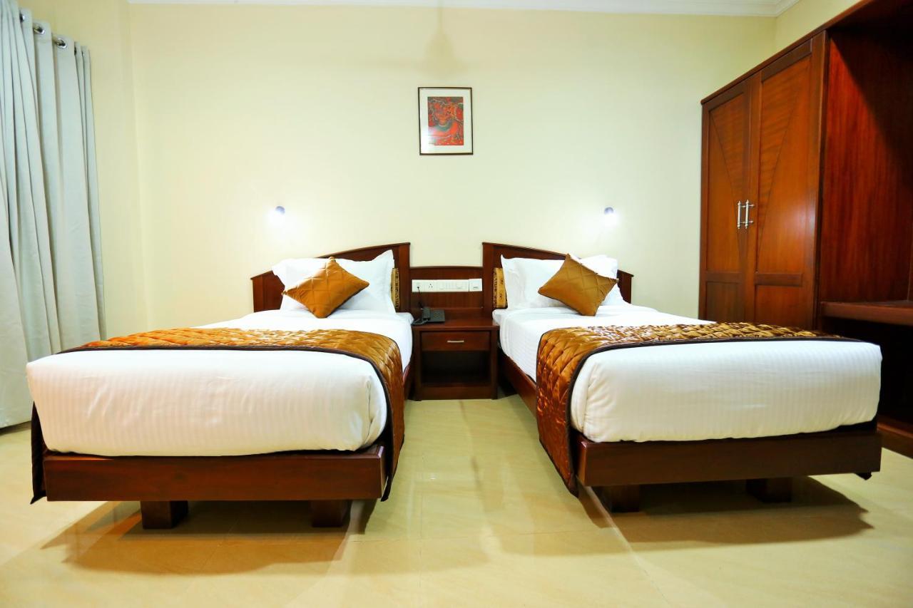 Hotel White City North Paravur Dış mekan fotoğraf